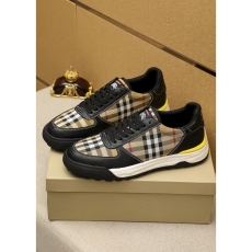 Burberry Low Shoes